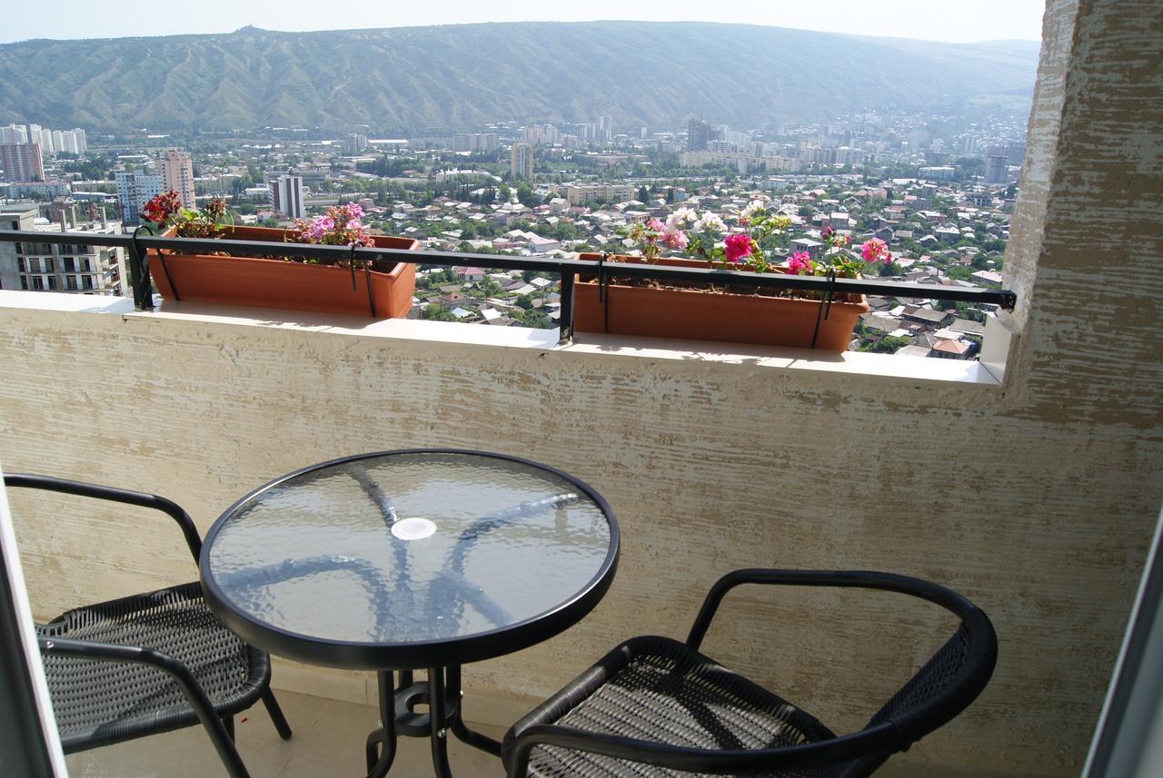 Vazi Aparthotel Tbilisi Exterior foto